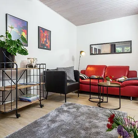 Luettjeloog Holiday home *